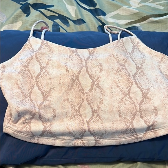 Pastel snake print crop - Picture 1 of 4